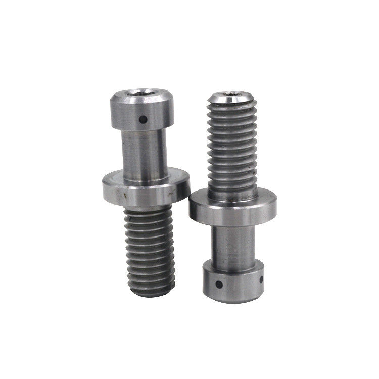 SS304 Femme mâle vis de ceinture d'acier rivets M2 M3 M4 M5 Service d'usinage CNC sur mesure